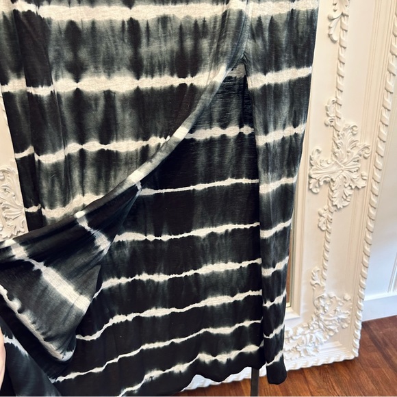 Tie-dyed skirt - Picture 2 of 4